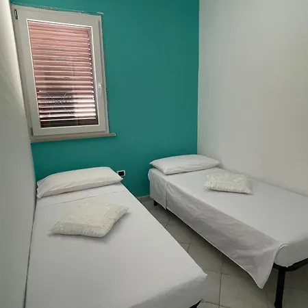 A Due Passi Dal Mare Tatil Evi